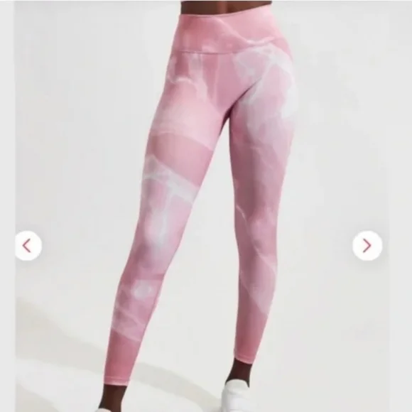 BuffBunny Rebel Leggings - Picture 2 of 14